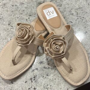 DV by Dolce Vita Women's Beige Sandals with Rosette Detail size 8